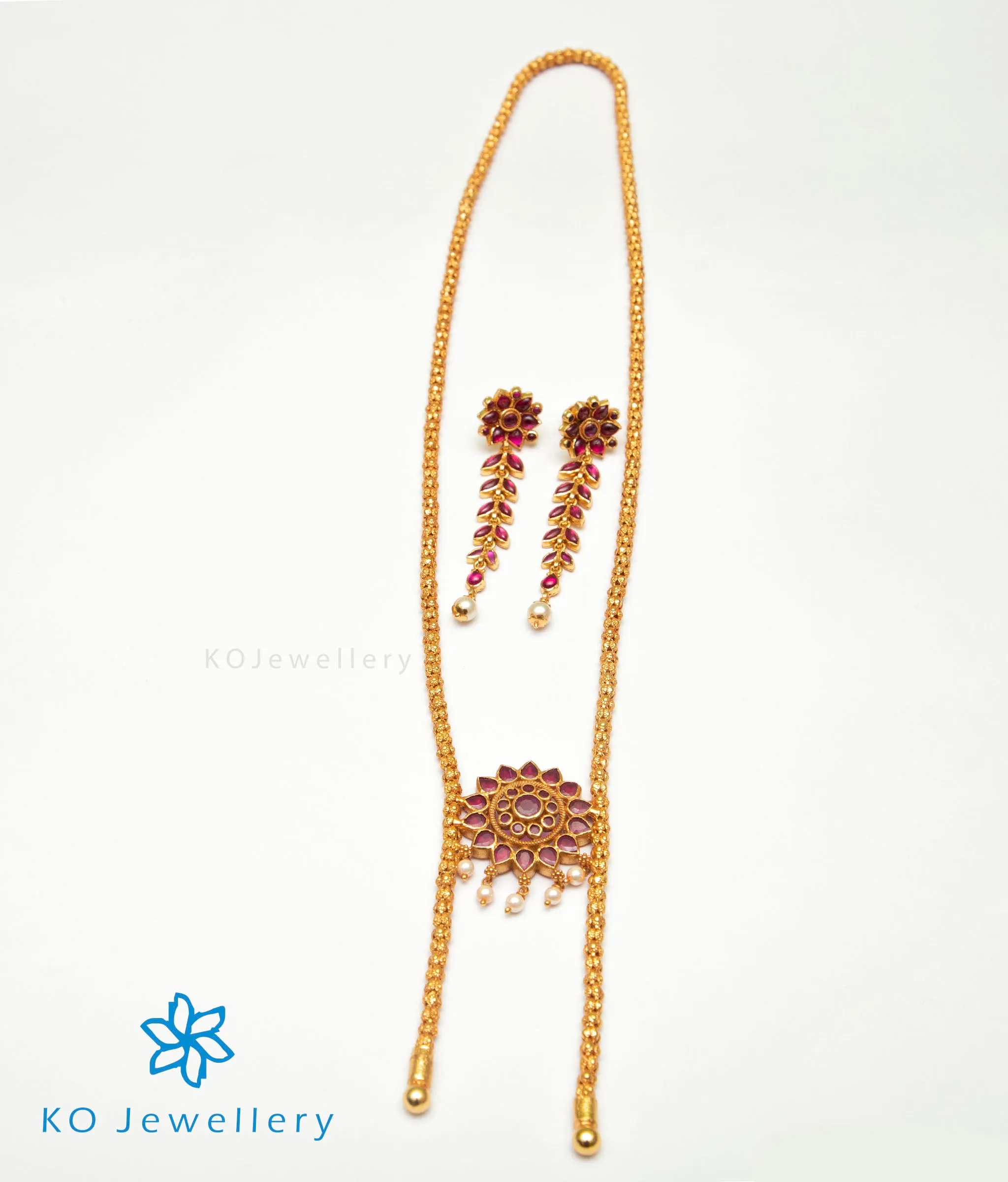 The Yukti Silver Kempu Necklace