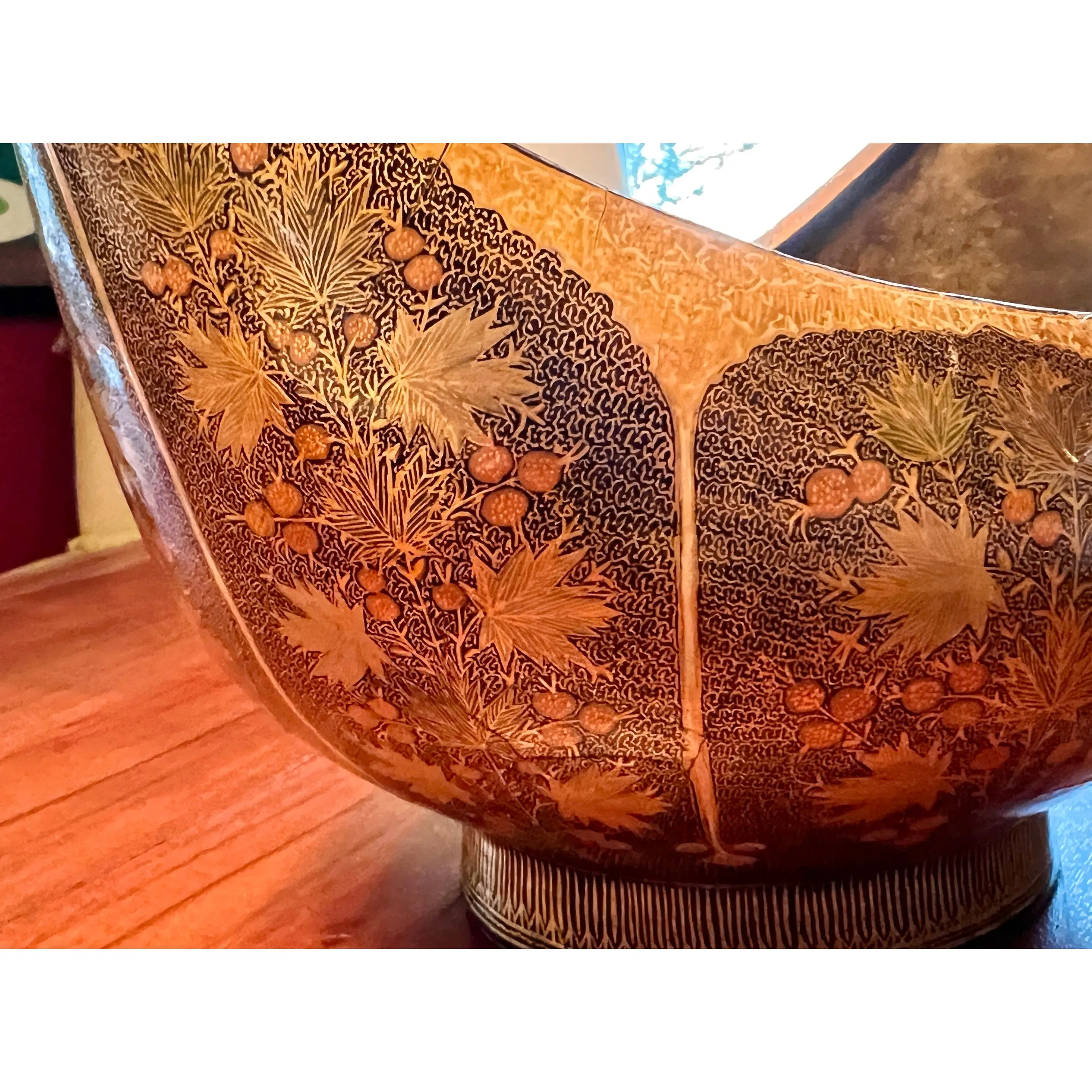 Vintage Hand Painted Gilt Polychrome Lacquer Boat Shaped Bowl Suffering Moses